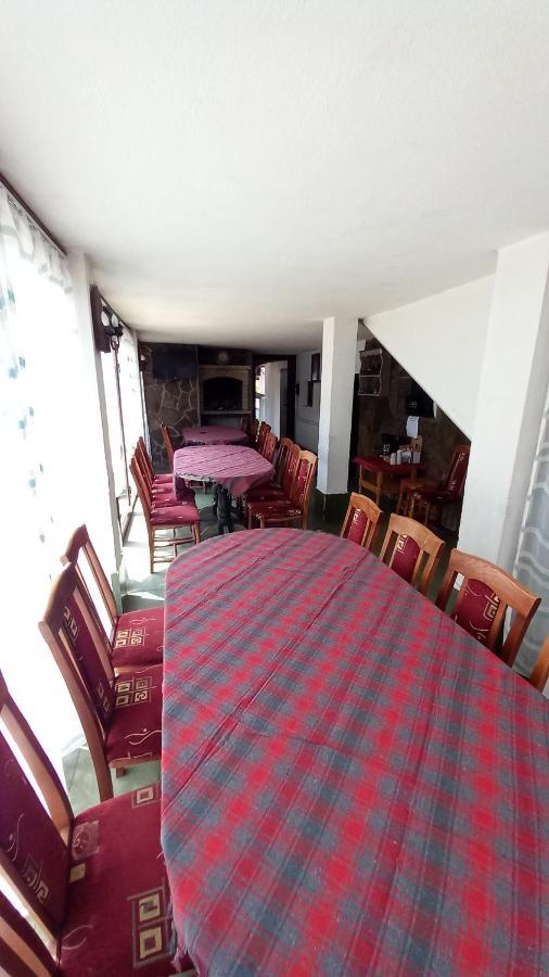 Къща За Гости Бащин Дом Apriltsi  Exterior foto