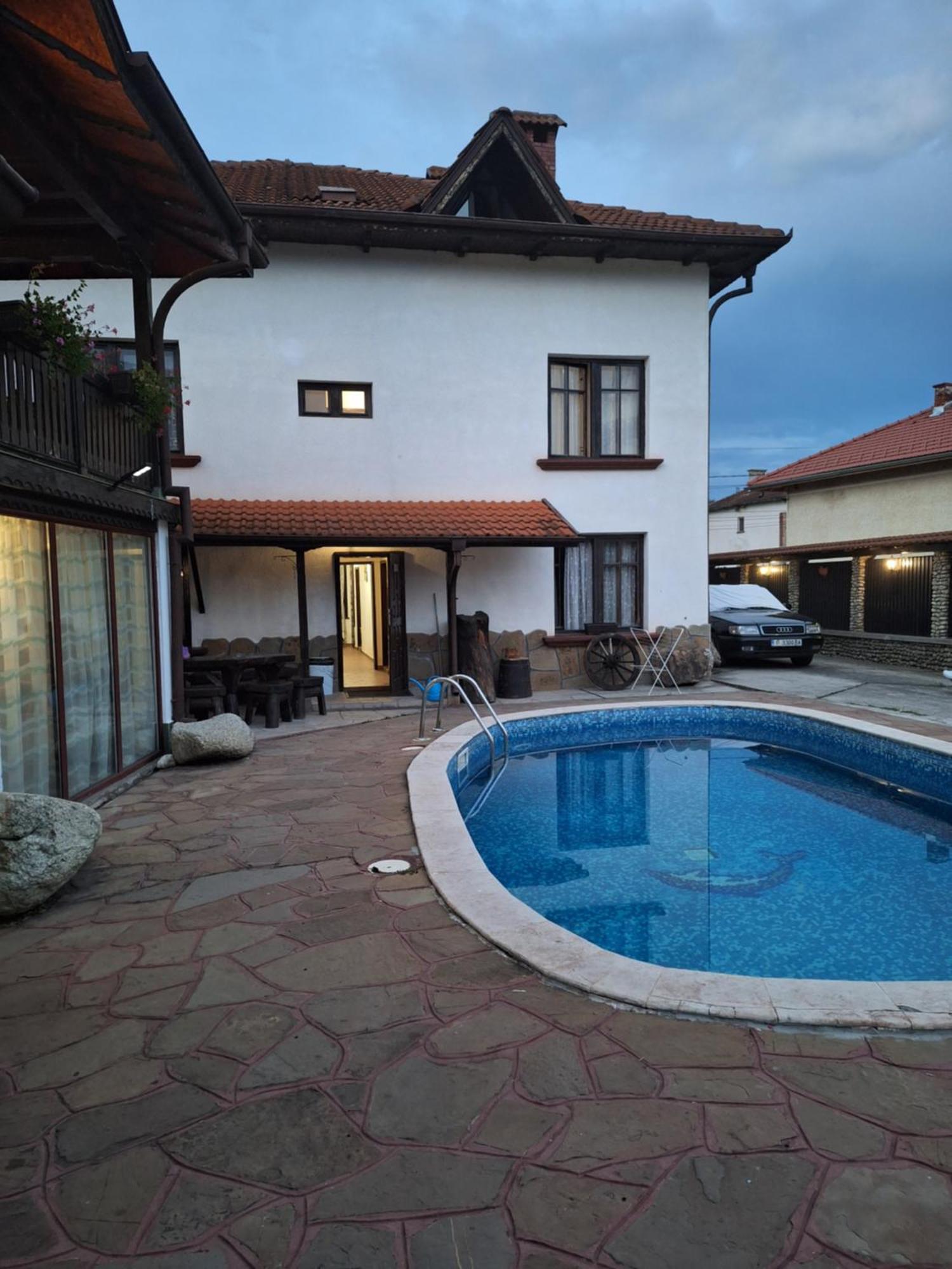 Къща За Гости Бащин Дом Apriltsi  Exterior foto
